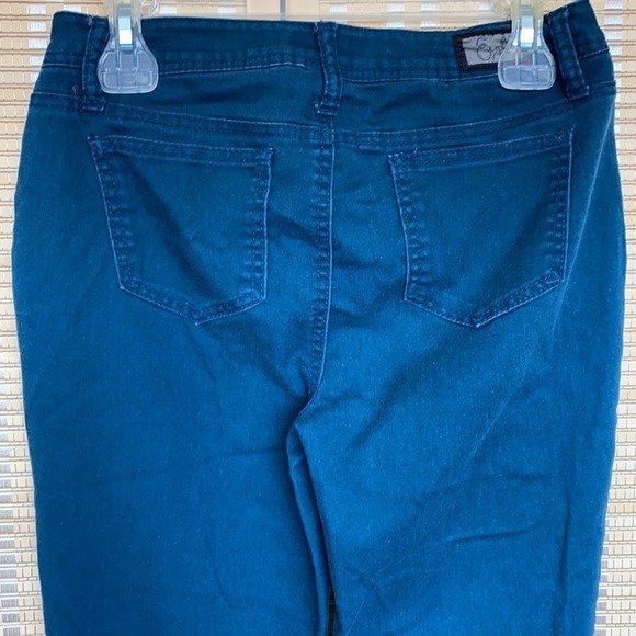 Earl Jean Galaxy Blue Denim Jeans Size 6 Skinny Leg Casual Pants - Picture 6 of 10